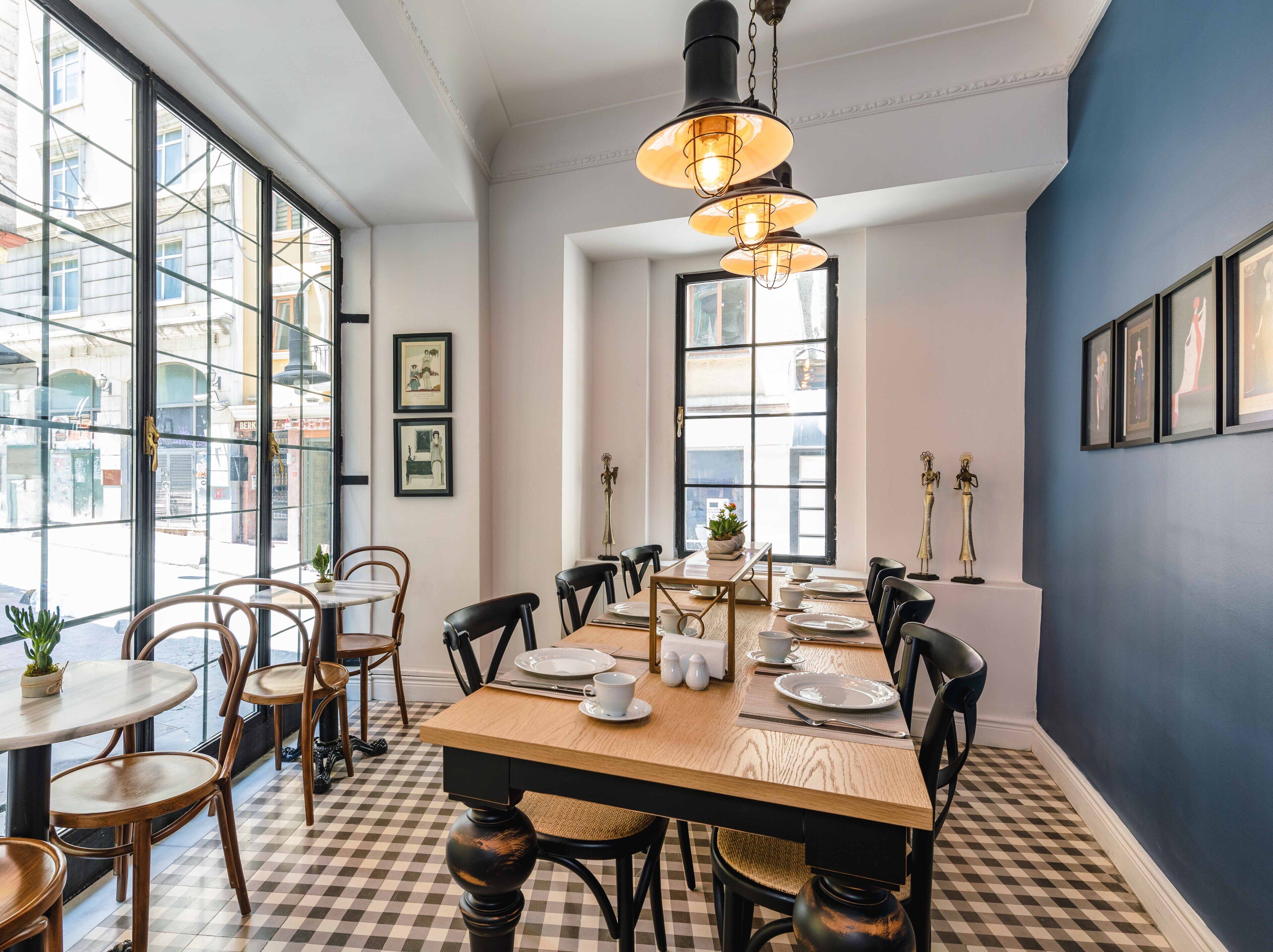 ห้องอาหารเช้า