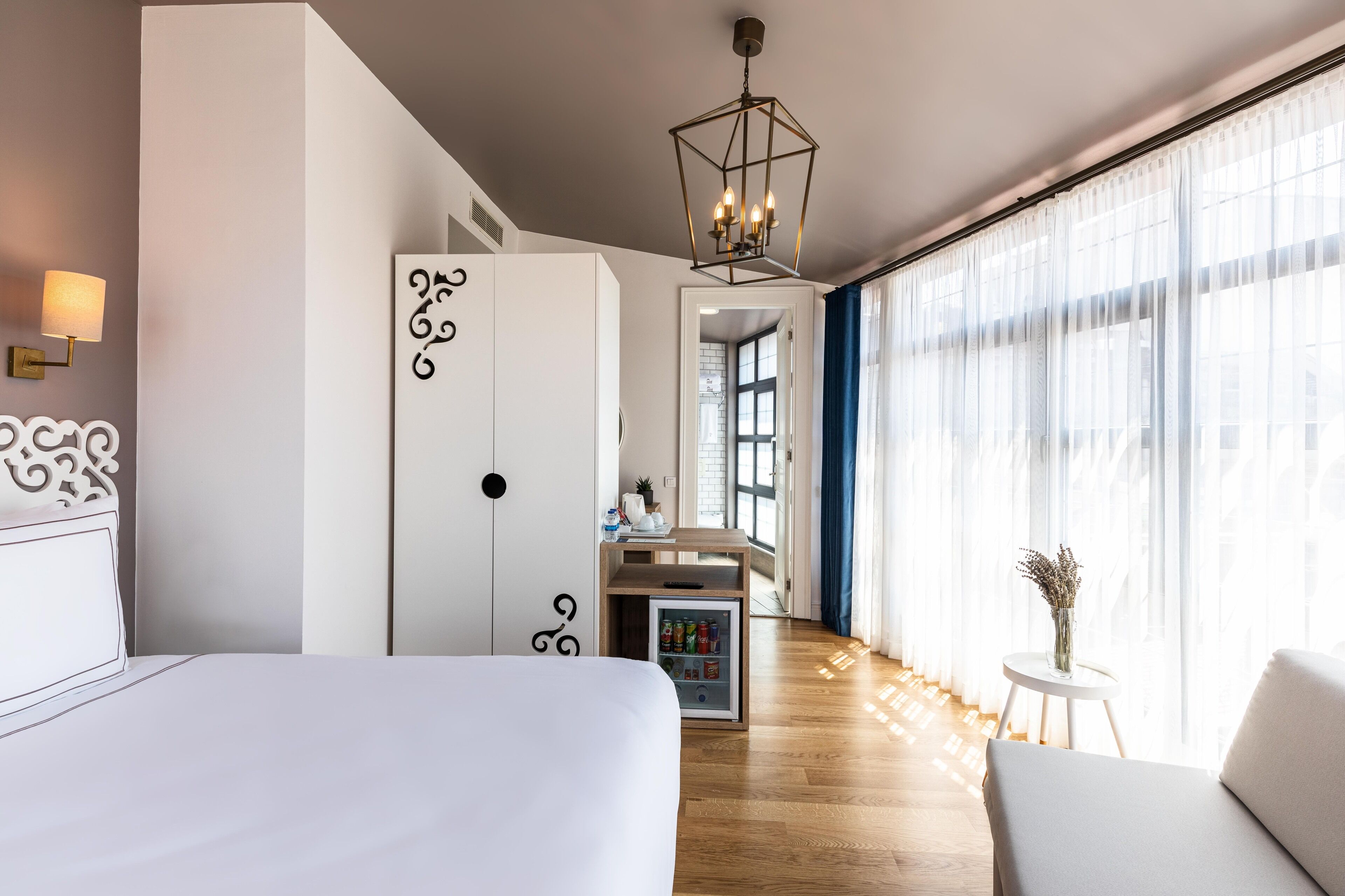 panoramic room (deluxe) | 1 bedroom, premium bedding, minibar, in-room safe