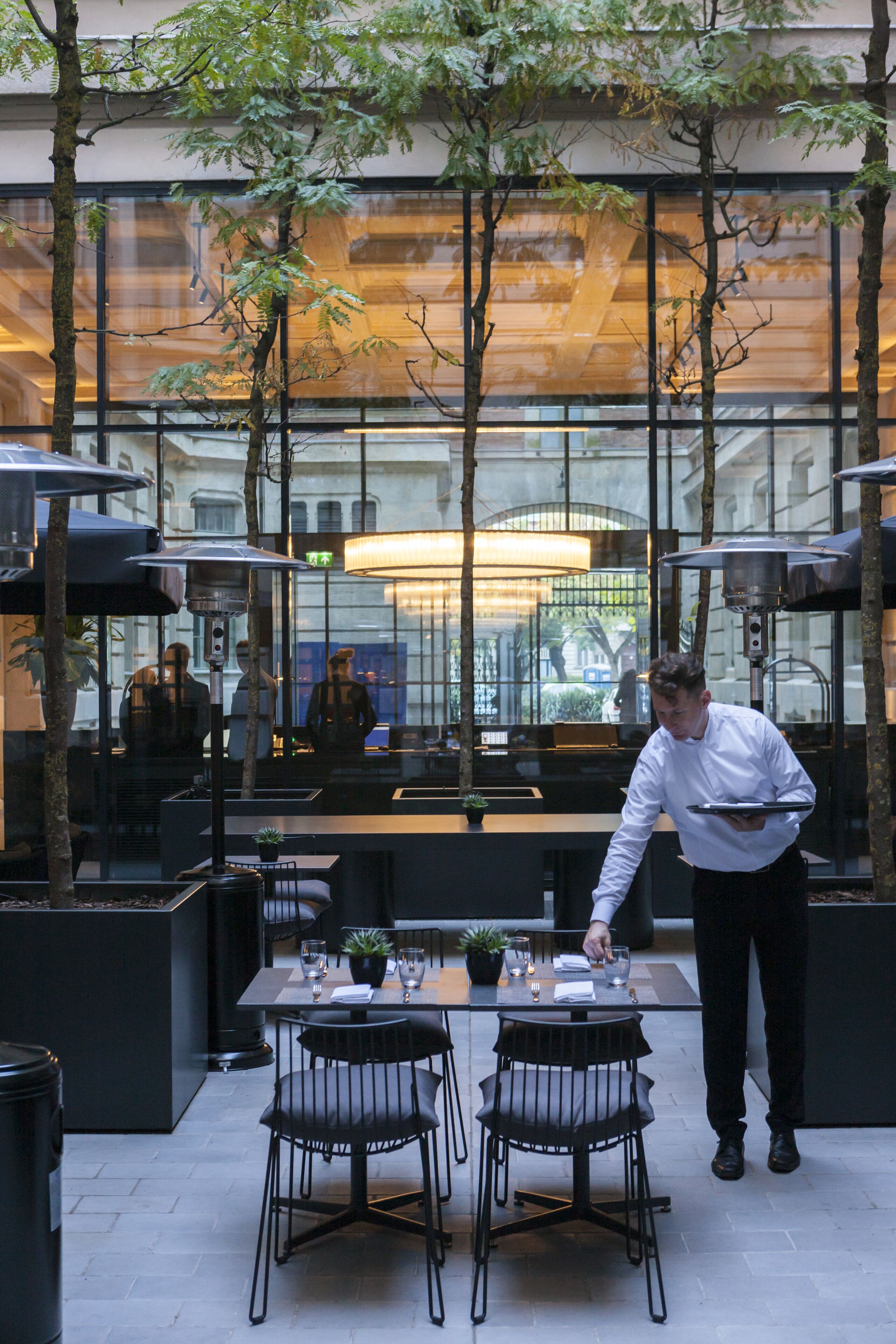 Lunch and brunch served