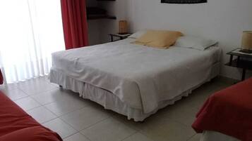 Chambre Standard Double ou avec lits jumeaux