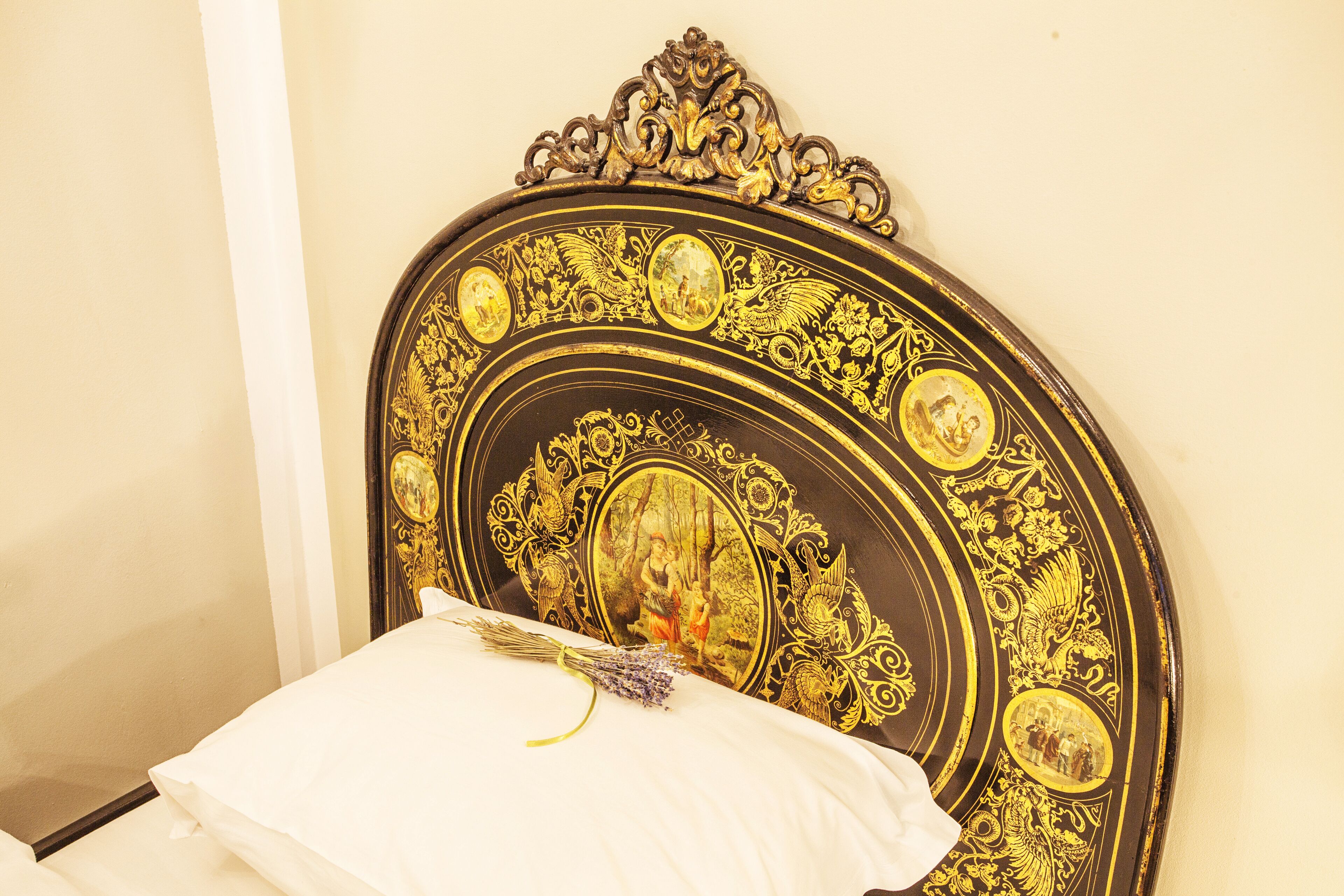 premium bedding, down duvets, pillow-top beds, in-room safe