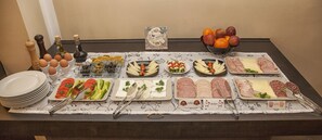 Daily buffet breakfast for a fee - Hotel Evmolpia (Plovdiv)