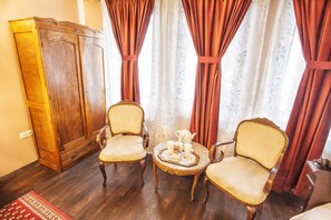 Ropa de cama de alta calidad, cubrecamas y colchones con pillow-top 