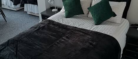 Espace de travail pour ordinateur portable, rideaux occultants