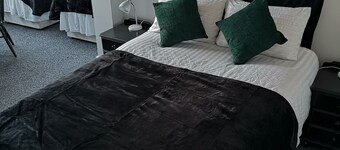 Havering Hotel = 哈弗靈飯店