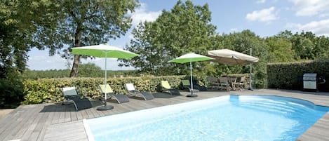 Piscina externa, piscina aquecida