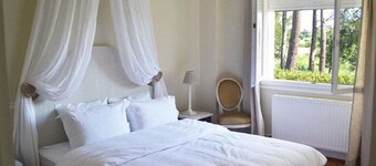 Country Retreat mit privatem Pool und eigener Driving Range!