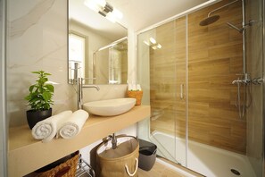 Shower, rainfall showerhead, hair dryer, bathrobes - Hawk Villa, Timeless Village Escape with Pool (Gerakari, Rethymno)