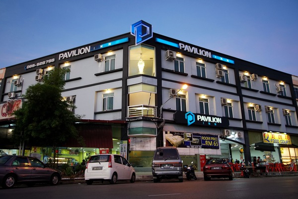 Front of property - evening/night
