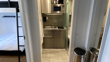 Studio Suite | Living area | TV