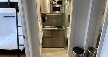 PSG 23 - Short Stay Apts by Living Suites