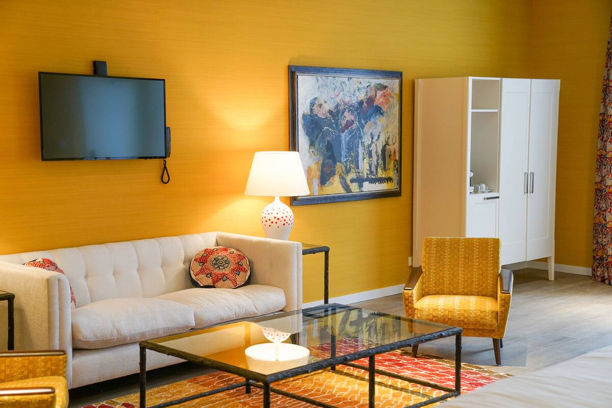 suite | 1 bedroom, desk, laptop workspace, blackout curtains