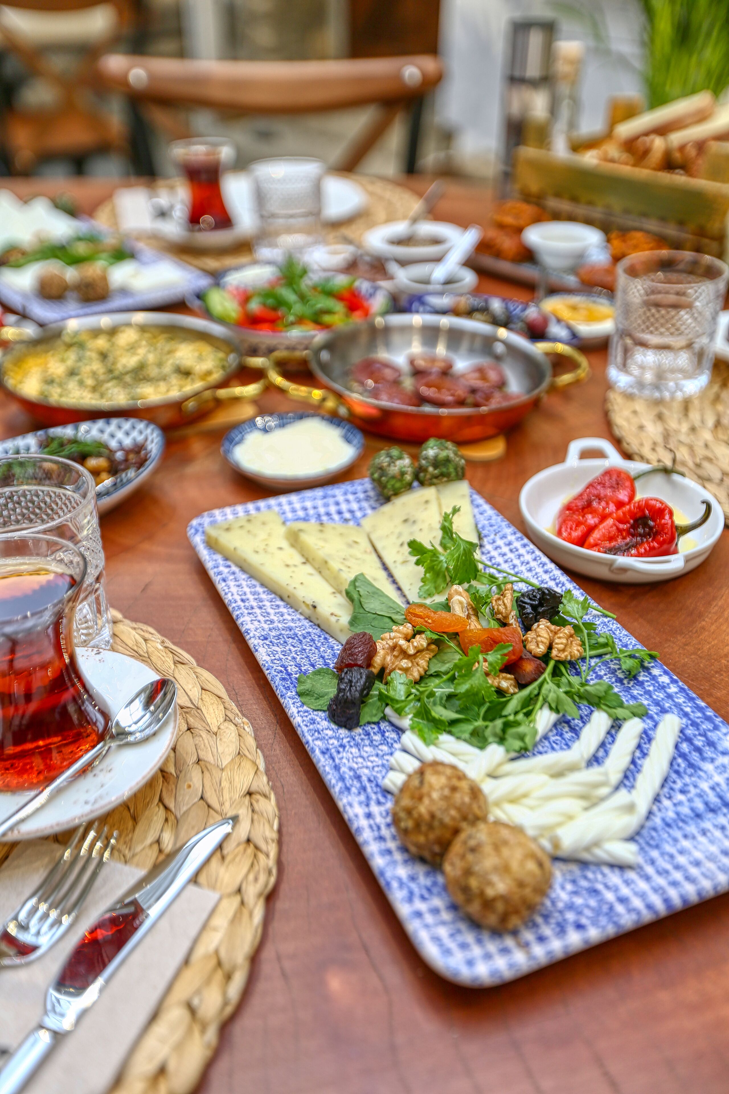 Daily full breakfast (TRY 375 per person)