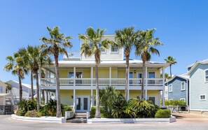 Exterior - Seagrove Beach, Gated Neighborhood, Pool! (Santa Rosa Beach)