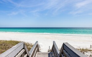 On the beach - Seagrove Beach, Gated Neighborhood, Pool! (Santa Rosa Beach)