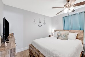 4 bedrooms, iron/ironing board, free WiFi, bed sheets