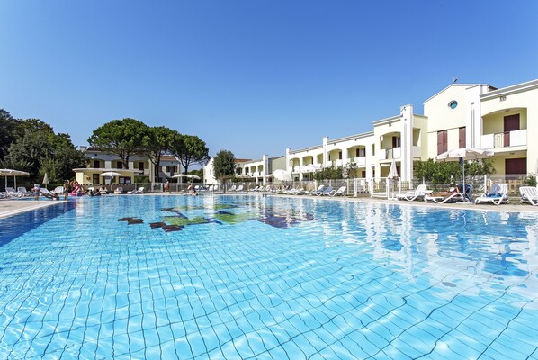 Alberca al aire libre por temporada 