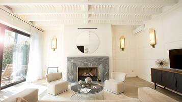 Apartment, 1 Schlafzimmer | Wohnbereich | Flachbildfernseher