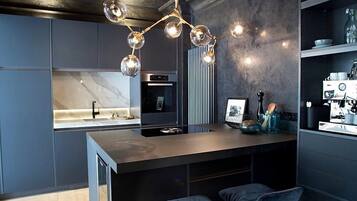 Apartment, 1 Schlafzimmer | Eigene Küche | Kühlschrank, Mikrowelle, Ofen, Geschirrspüler