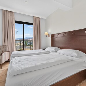 Laptop workspace, free cots/infant beds, free WiFi - Hapimag Resort Tenerife (Puerto de la Cruz)