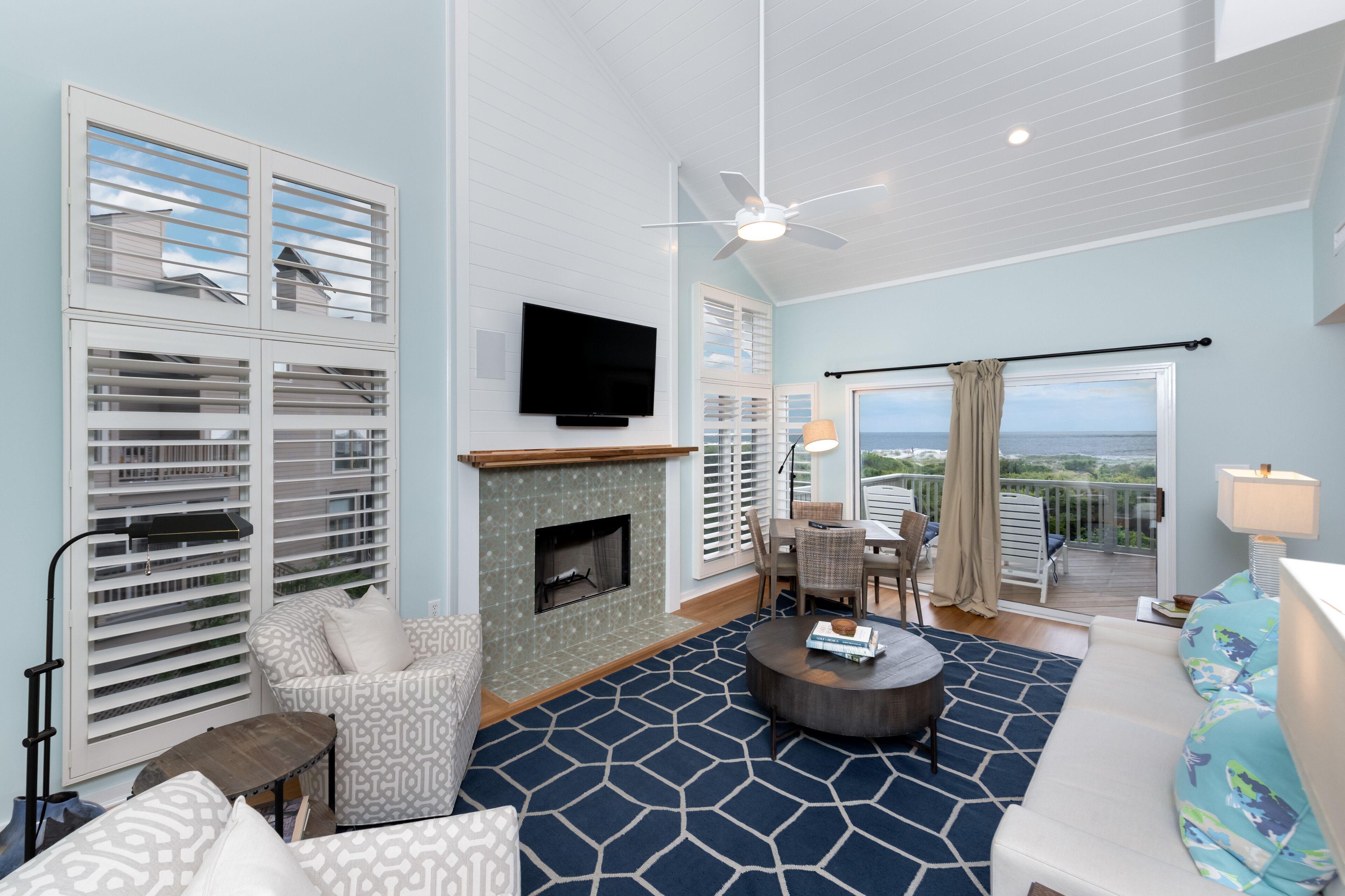 1120 Duneside: Oceanfront 4BR Townhouse, Community Pool, Bike Credit
