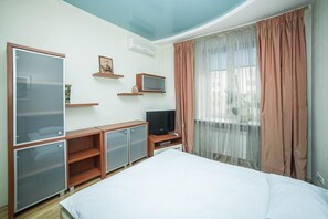 Comfort Apartment | 2 bedrooms, hypo-allergenic bedding, in-room safe - MinskLux Apartment Lenina str. 9 (Minsk)