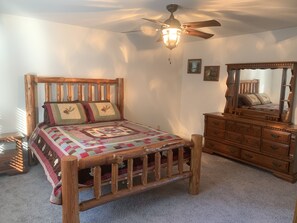 3 bedrooms, iron/ironing board, travel cot, WiFi