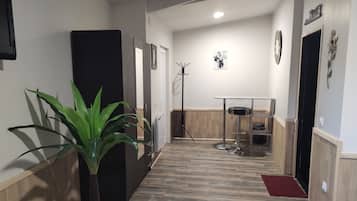 Le Refuge chic 3 | 獨特裝潢、布置獨特、書桌、筆電工作空間