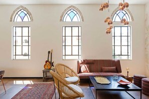 Living room - Designed Jaffa Haven with Rooftop by Sea N' Rent (Tel Aviv)