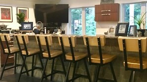 Dining - Shangri-La - Near Mendenhall Glacier and Auke Bay -DISCOUNTS ON TOURS! (Juneau)