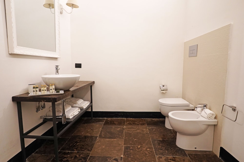 Neropece suites by null