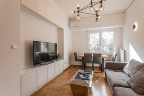 TV
