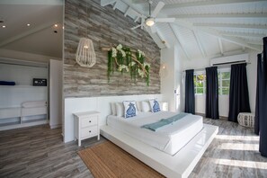 5 chambres, coffres-forts dans les chambres, fer et planche Ă repasser