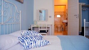 Tremannsrom, balkong | Minibar og wi-fi (inkludert)