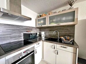 Microwave, oven, coffee/tea maker, toaster