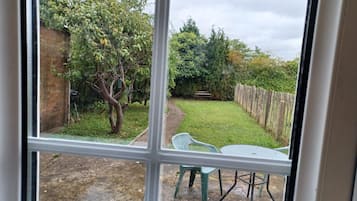 Business Apartment | Garden view