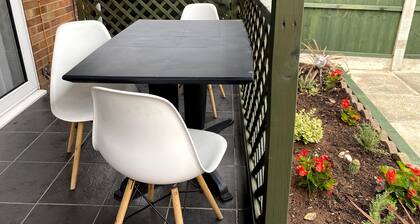 Chelsea House - Huku Kwetu