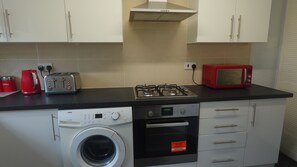 Private kitchen - Chelsea House - Huku Kwetu (Dunstable)