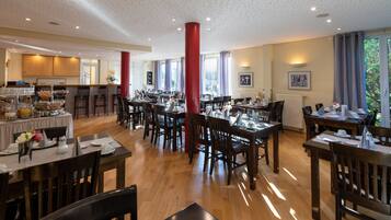 Ontbijtbuffet inbegrepen op werkdagen