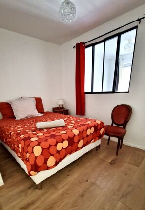 4 Schlafzimmer, Bügeleisen/Bügelbrett, WLAN, Bettwäsche