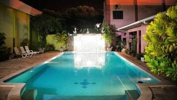 Alberca al aire libre