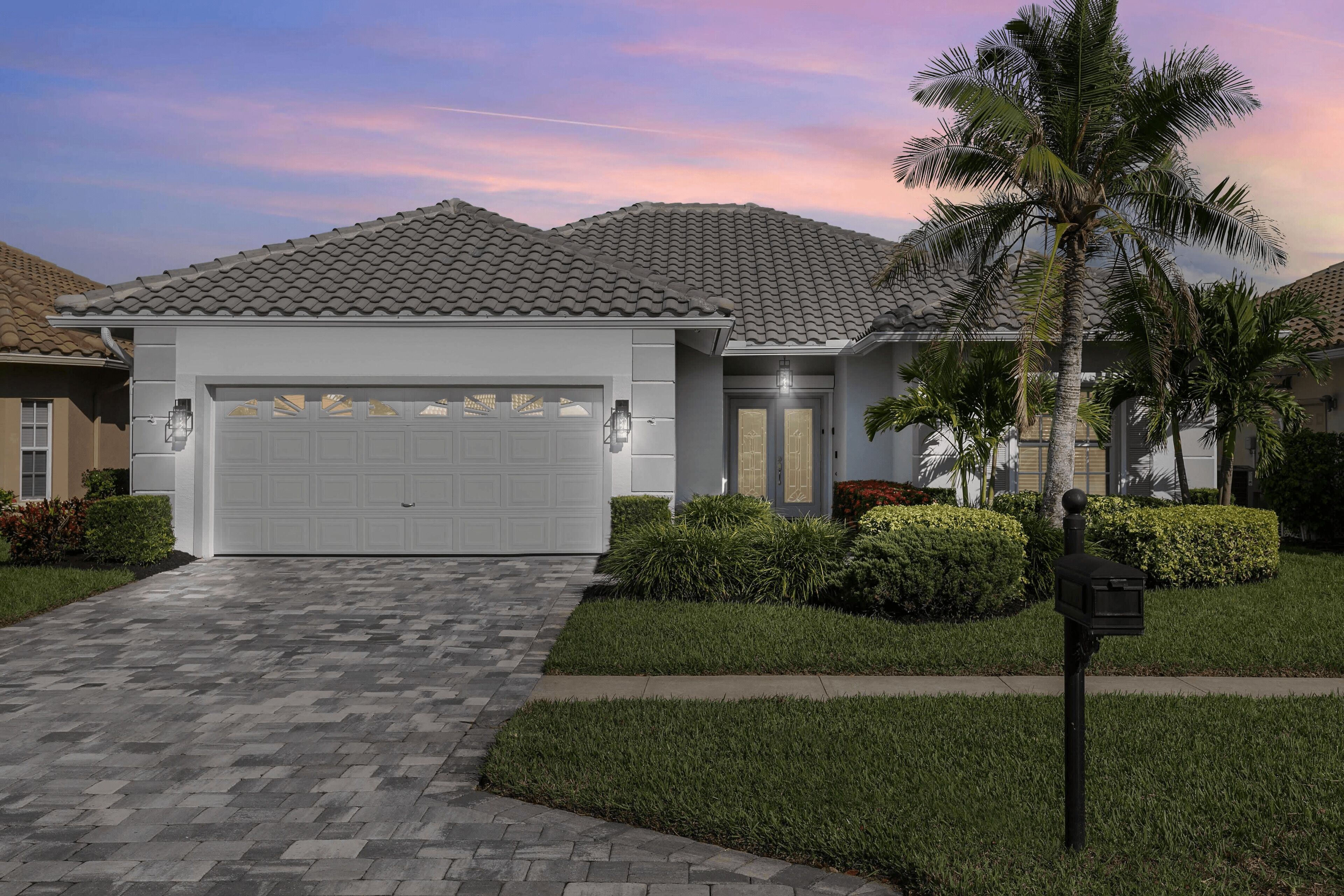 🌞 WOW! FIVE STAR Stunning Retreat! ~ Lely Resort ~ Golf ~ FREE Players Club!🌴