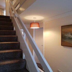 Staircase - Brentwood Townhouse Huku Kwetu Luton (Dunstable)