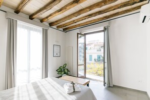 Hypo-allergenic bedding, memory foam beds, minibar - Boutique BnB Dolcevita (Palermo)
