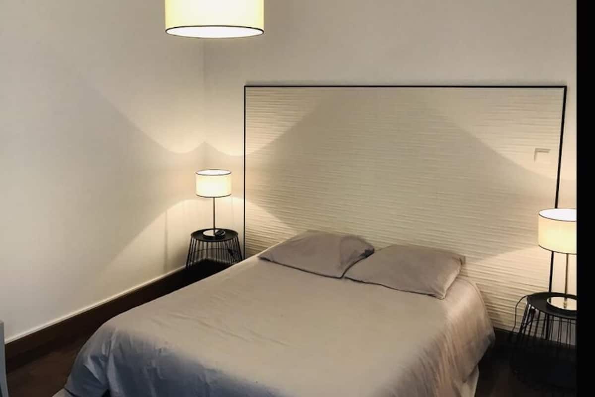 Grand Double Room (3) | 1 bedroom, individually decorated, individually furnished