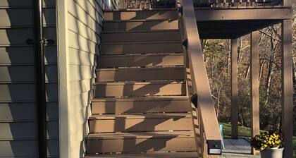 Pete's Place: Forest retreat near wineries, Blue Ridge School, and Shenandoah NP