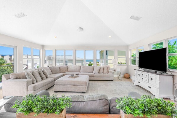 Smart TV, ping pong, offices