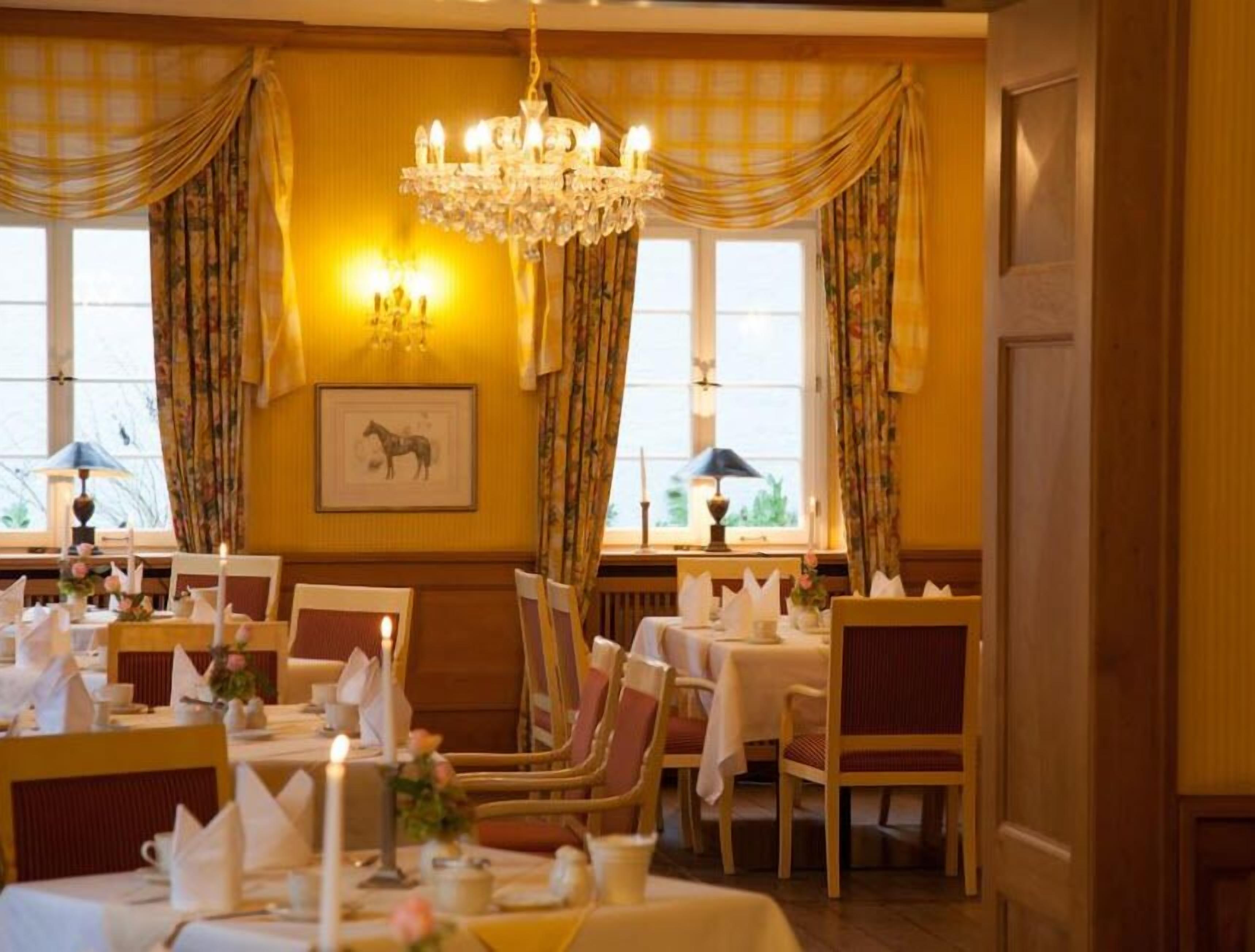 daily buffet breakfast (eur 15 per person)