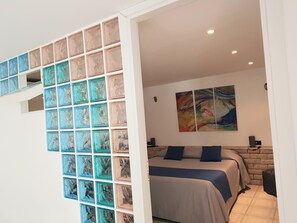 1 Schlafzimmer, Reisekinderbett, kostenloses WLAN, Bettwäsche