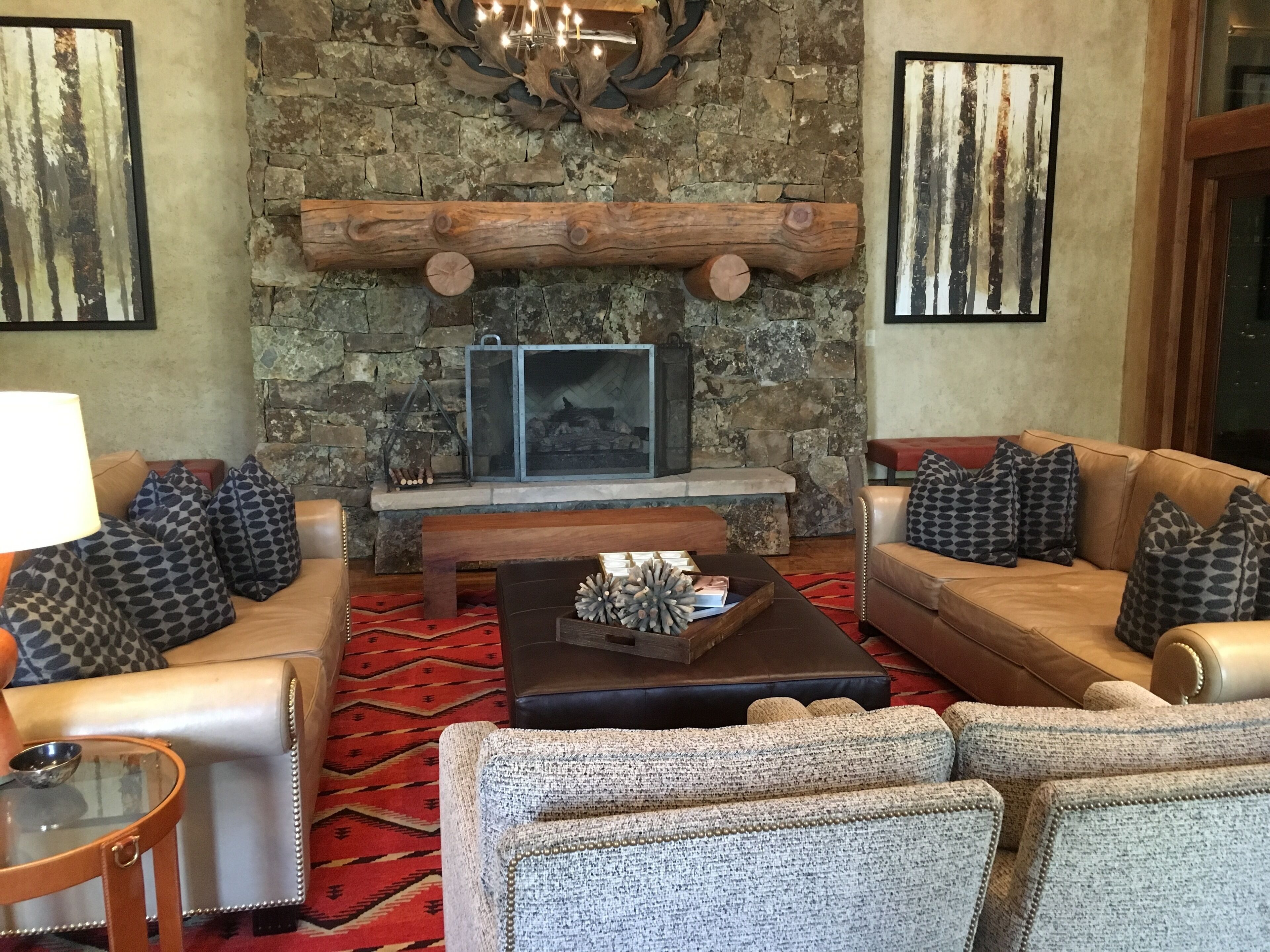 A luxurious condo surrounded by beauty and luxury. Lift tickets included. 
